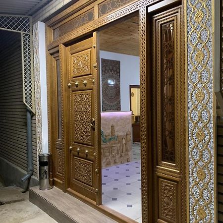 Old Safari Golden Location Guest House بخارى المظهر الخارجي الصورة