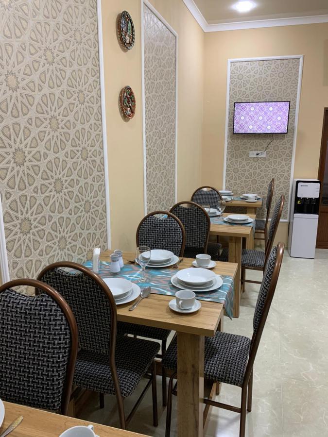 Old Safari Golden Location Guest House بخارى المظهر الخارجي الصورة