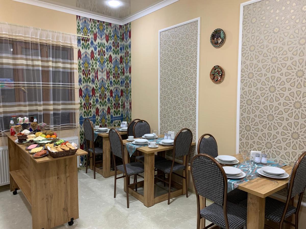 Old Safari Golden Location Guest House بخارى المظهر الخارجي الصورة