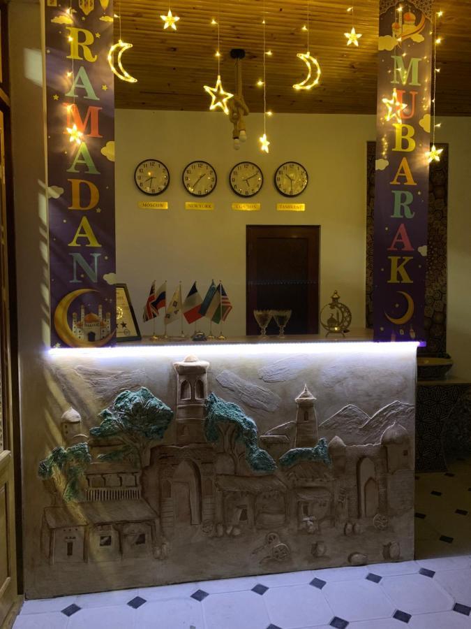 Old Safari Golden Location Guest House بخارى المظهر الخارجي الصورة