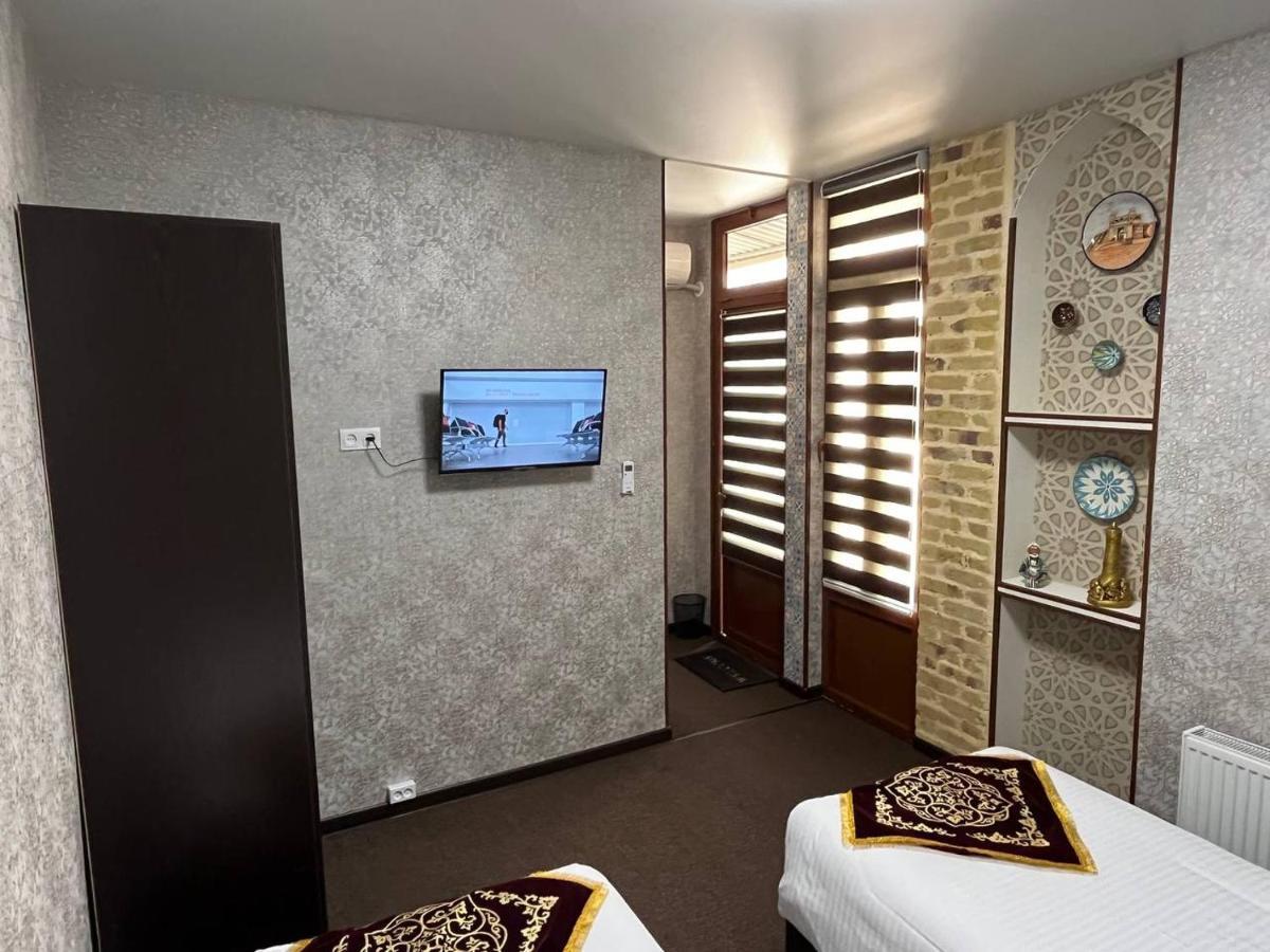 Old Safari Golden Location Guest House بخارى المظهر الخارجي الصورة