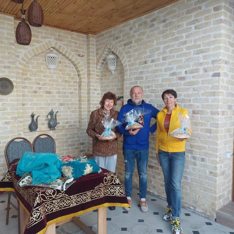Old Safari Golden Location Guest House بخارى المظهر الخارجي الصورة
